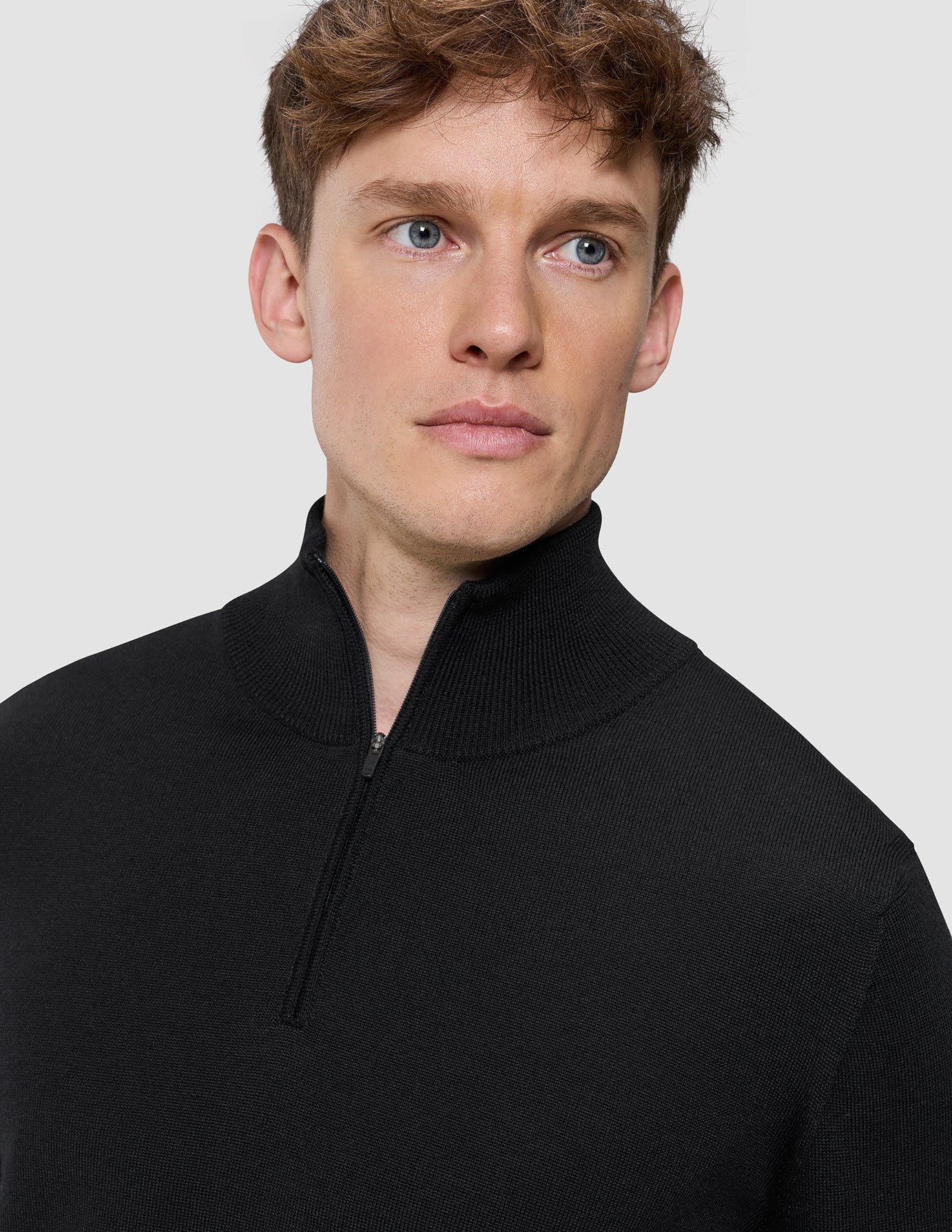 Seamless Premium Merino Knit Half Zip Black